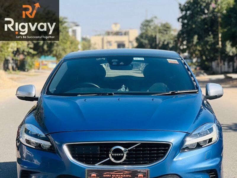 Volvo V40  '2018