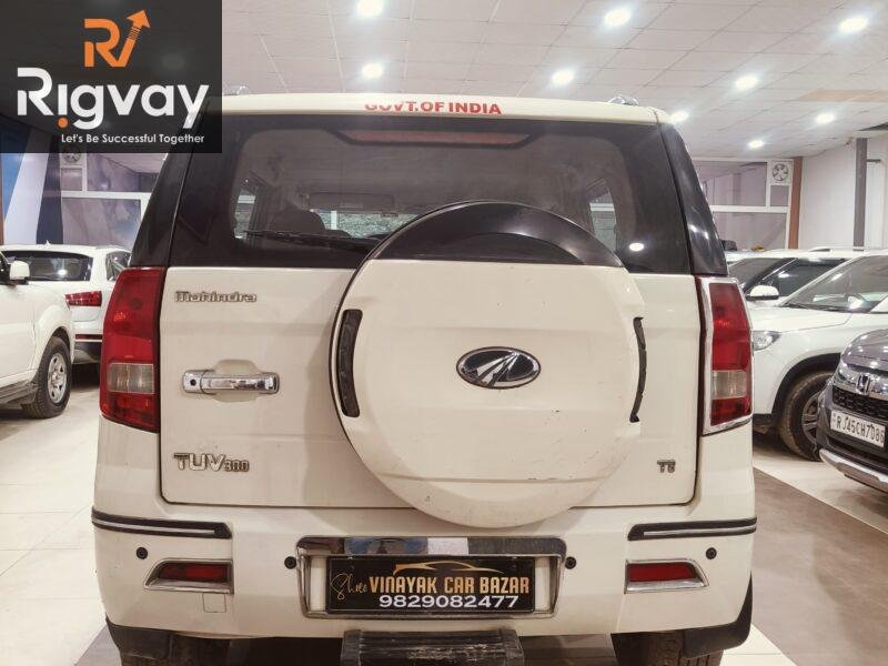 Mahindra TUV300 T8  '2016